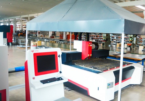 光（guāng）纖（xiān）激光切割機